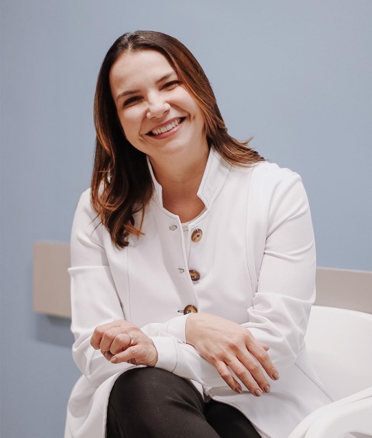Dra. Fernanda Marques