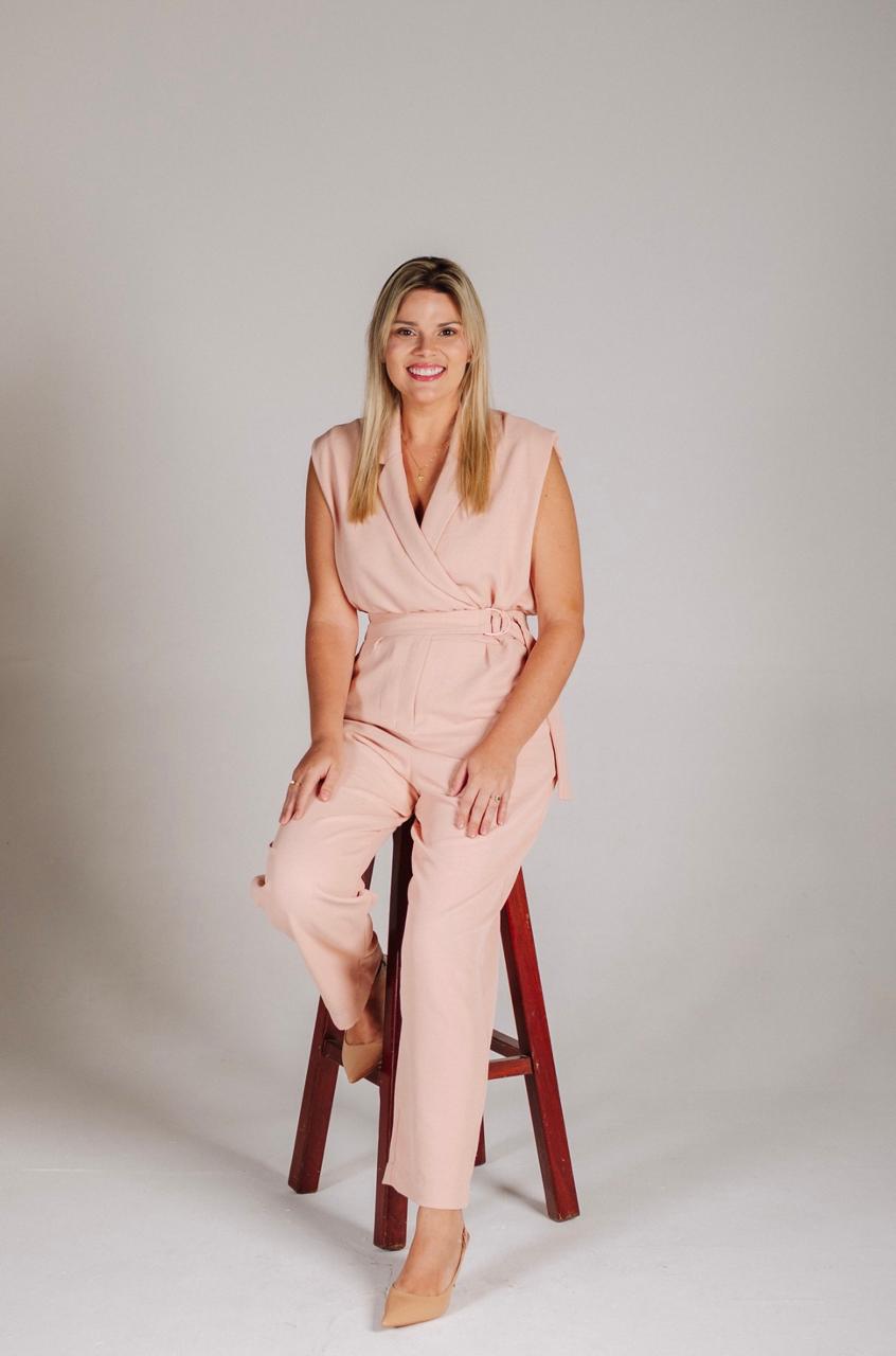 Dra. Ludmilla Tavares